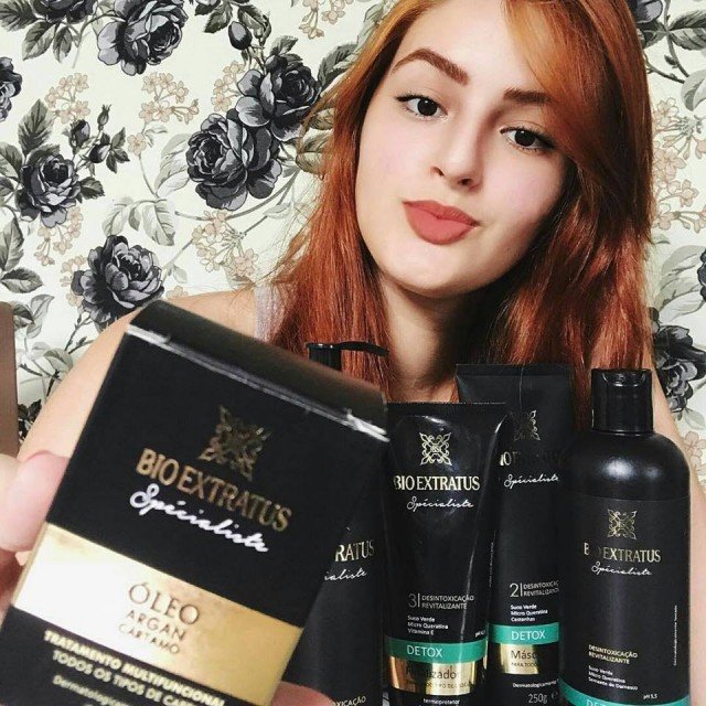 Linha Detox nos cabelos também.